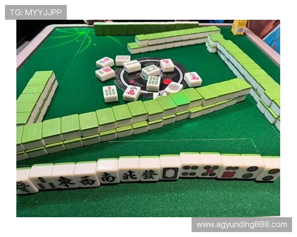 在经典娱网棋牌中轻松交友共享欢乐时光打造属于你的棋牌社交圈